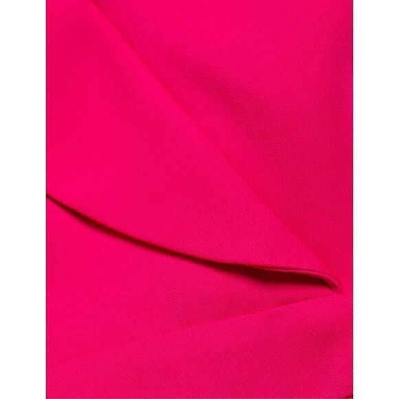 Emilia George 💚 - Picture 7 of 15